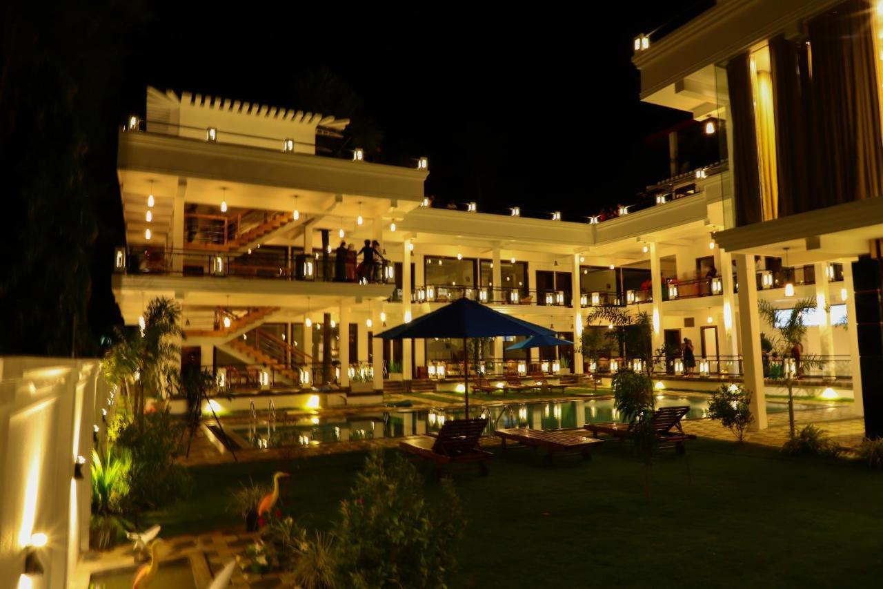 J7 Villaj Resort Trincomalee Exterior photo